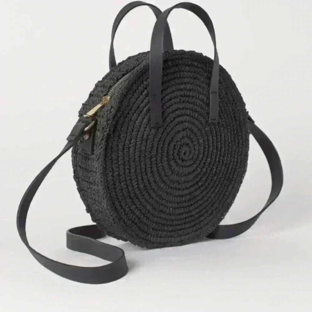 Round Paper Straw Handbag H&M Crossbody basket Boho weaved beachy summer